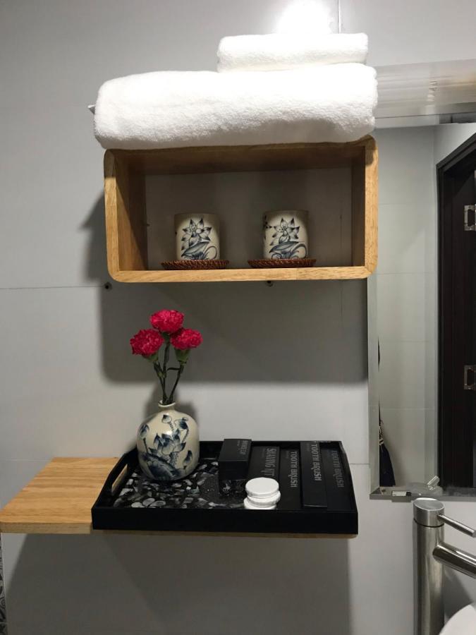 Hanoi Lullaby Hotel&Travel Esterno foto